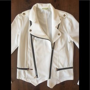 Gianni Bini brand Cream Blazer